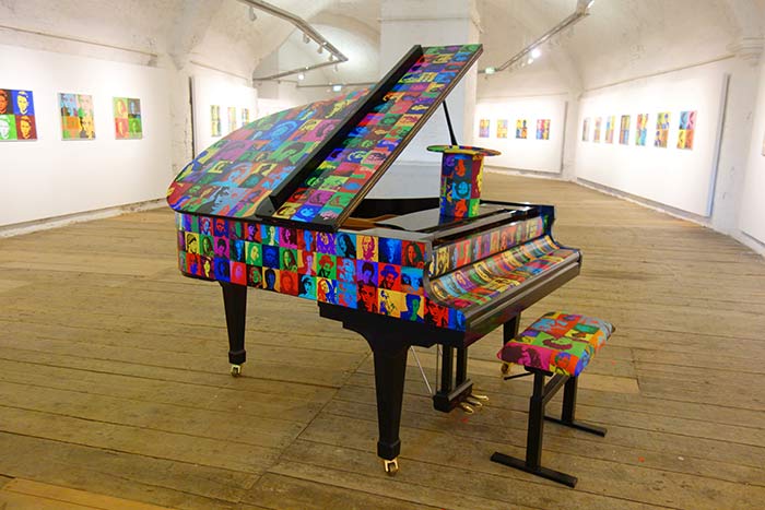 PopUp Art Piano 700x467